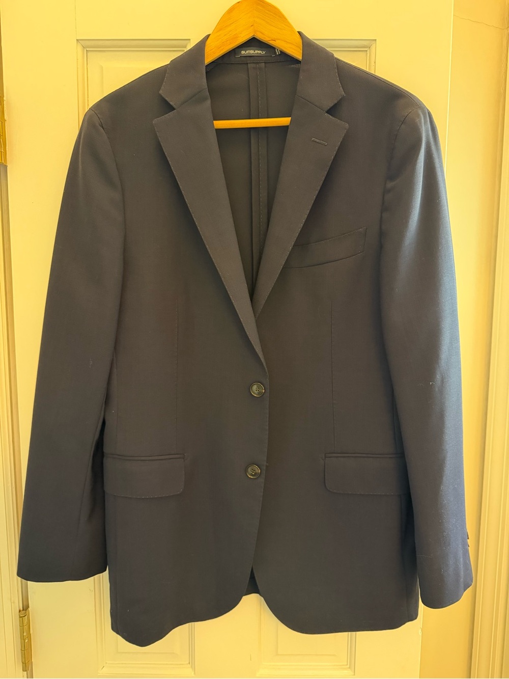 Suitsupply Havana Men's Traveler 100% Italian Wool Navy Two-Button Sport Coat
